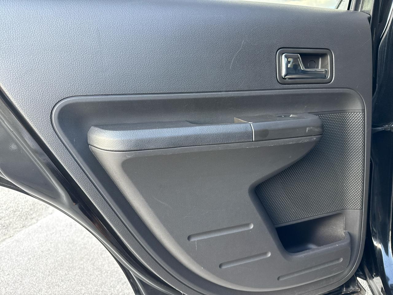 Ford Edge 4dr SEL FWD 2010