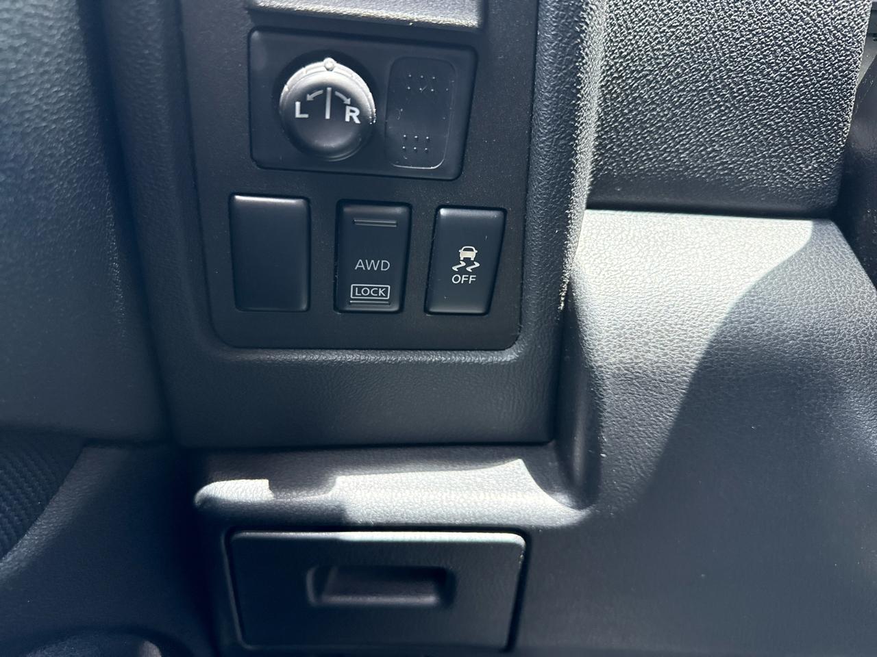 Nissan Rogue AWD 4dr S 2012