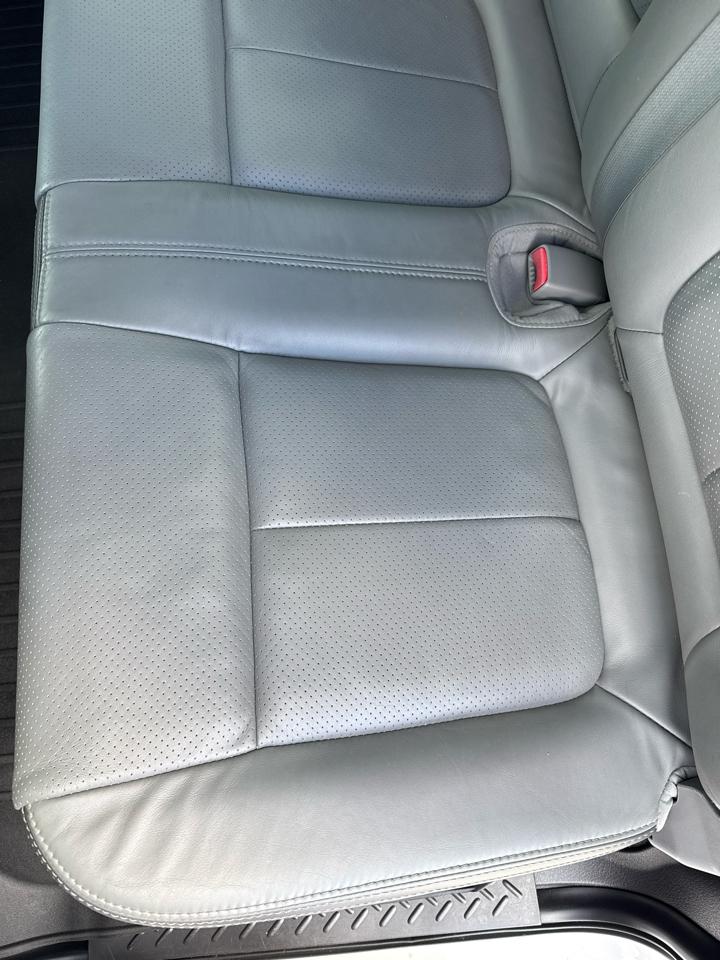 Ford F-150 4WD SuperCrew 145" Platinum 2012