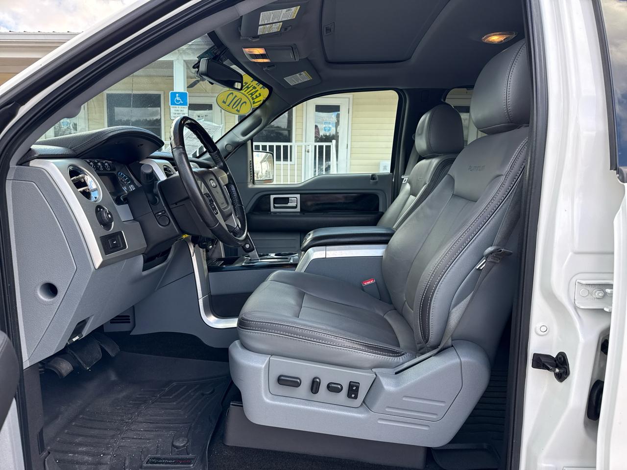 Ford F-150 4WD SuperCrew 145" Platinum 2012