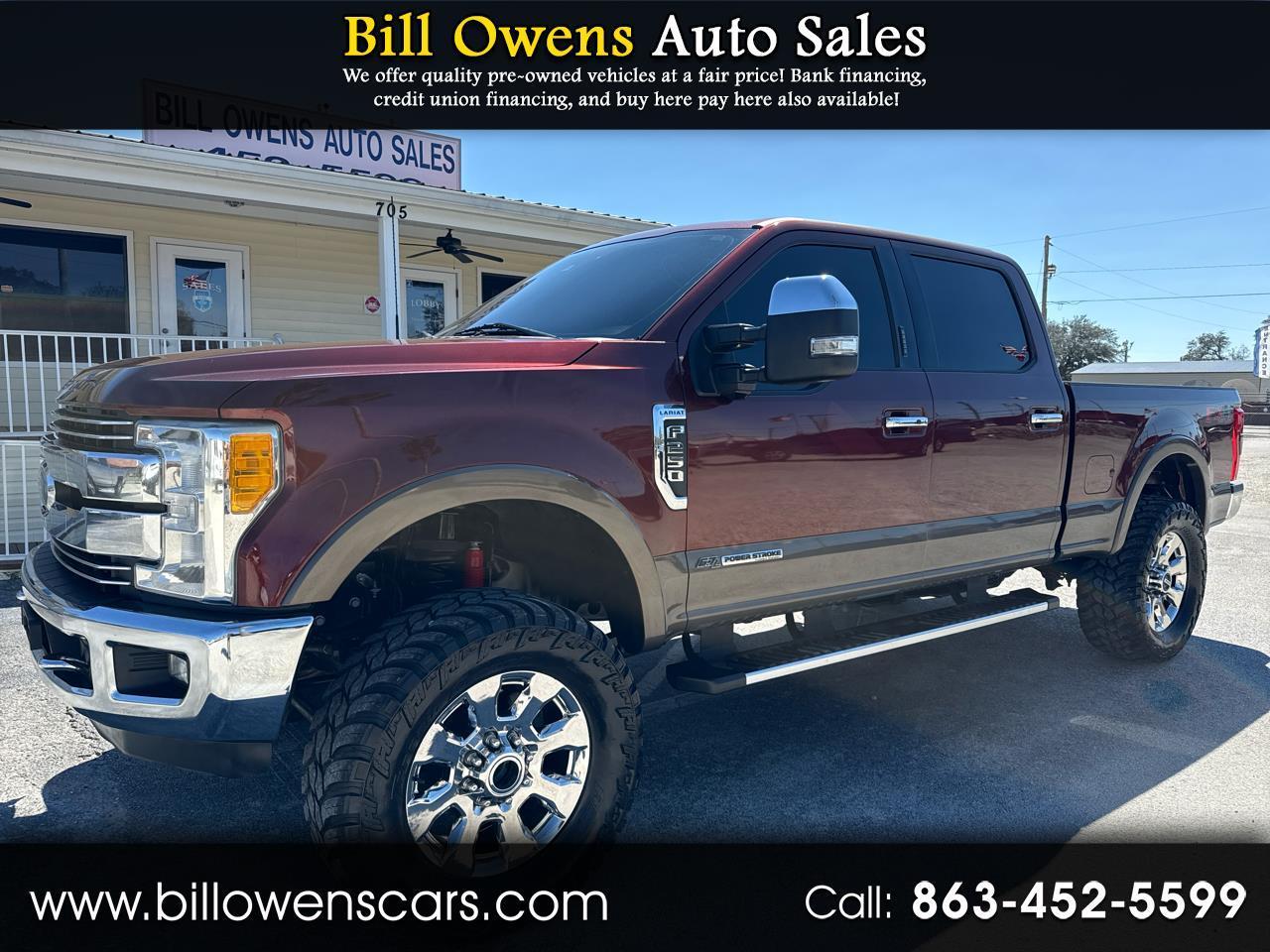 2017 Ford Super Duty F-250 SRW Lariat 4WD Crew Cab 8' Box