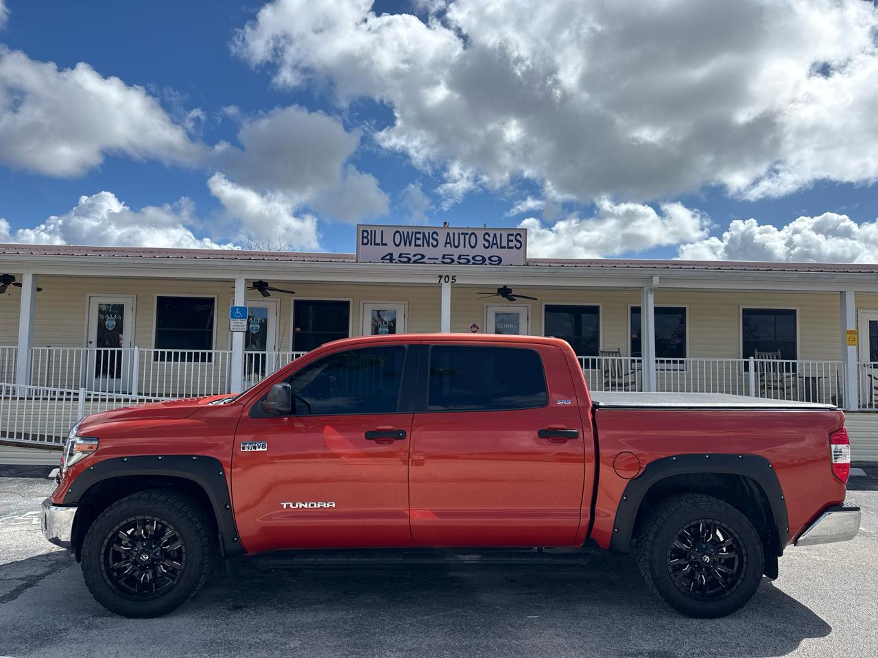 Toyota Tundra 2WD SR5 CrewMax 5.5' Bed 5.7L (Natl) 2018