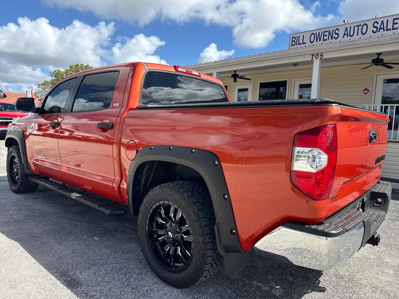 Toyota Tundra 2WD SR5 CrewMax 5.5' Bed 5.7L (Natl) 2018