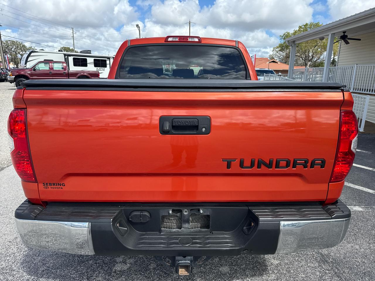 Toyota Tundra 2WD SR5 CrewMax 5.5' Bed 5.7L (Natl) 2018