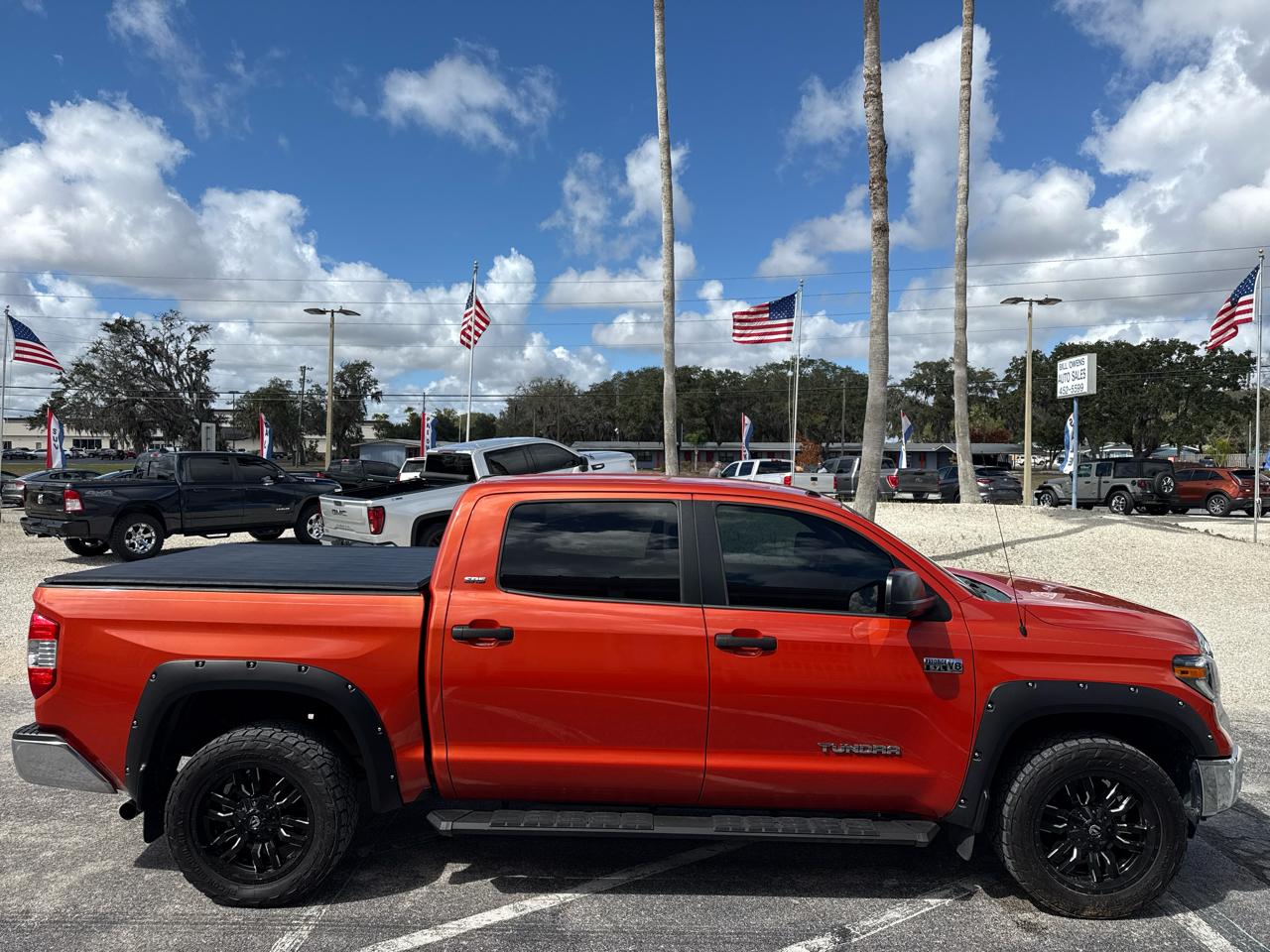 Toyota Tundra 2WD SR5 CrewMax 5.5' Bed 5.7L (Natl) 2018