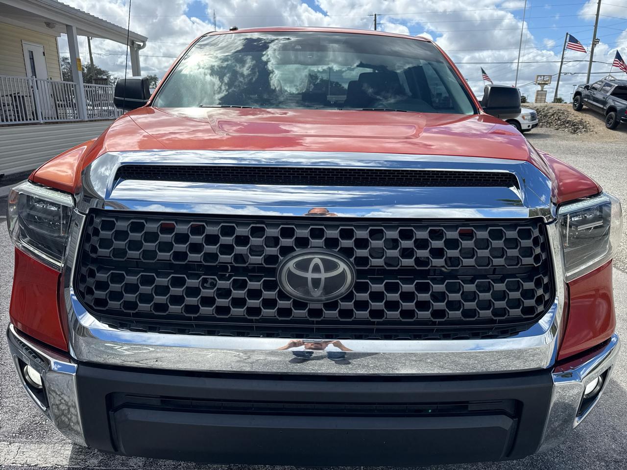 Toyota Tundra 2WD SR5 CrewMax 5.5' Bed 5.7L (Natl) 2018