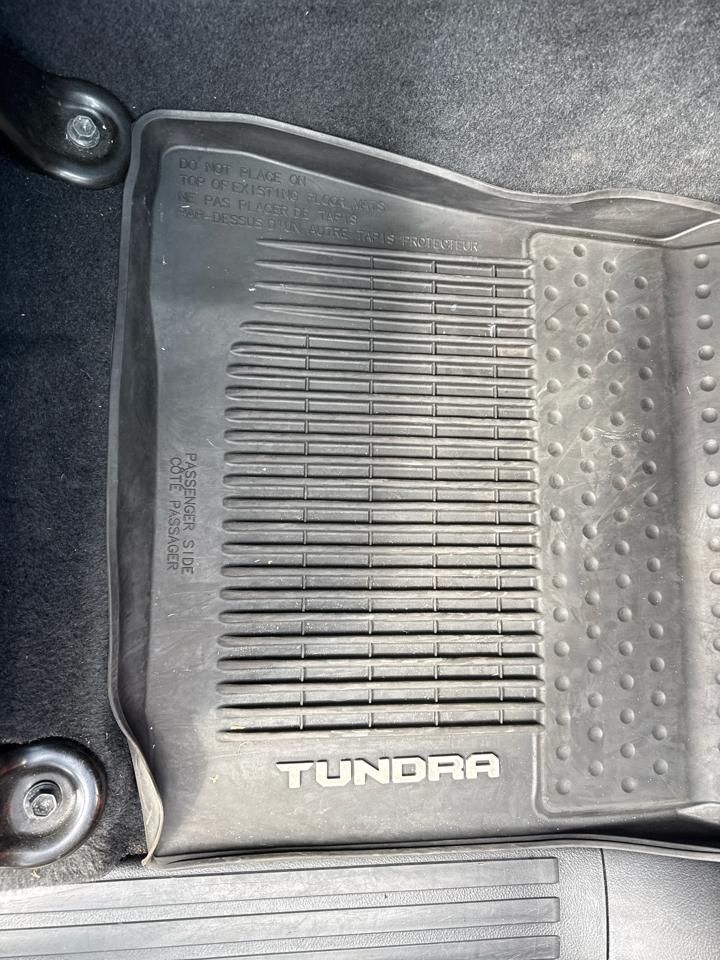 Toyota Tundra 2WD SR5 CrewMax 5.5' Bed 5.7L (Natl) 2018