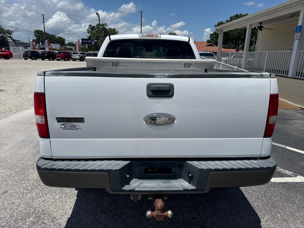 Ford F-150 Reg Cab 126" XLT 4WD 2004