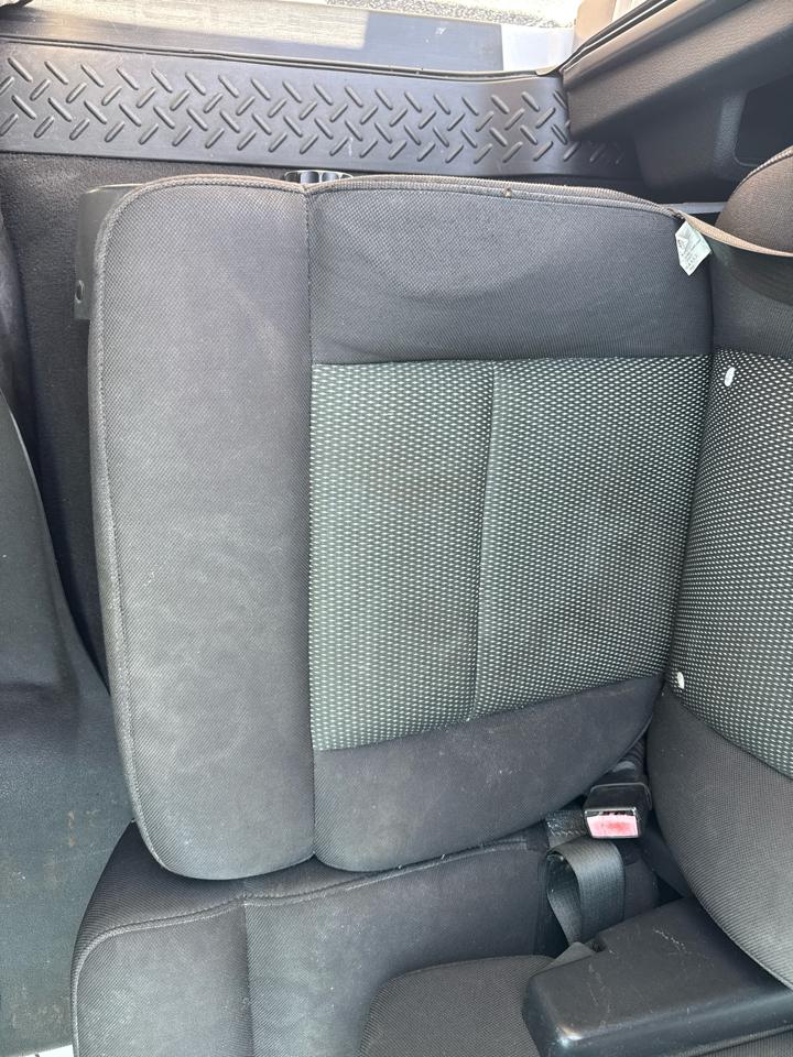 Ford F-150 Reg Cab 126" XLT 4WD 2004