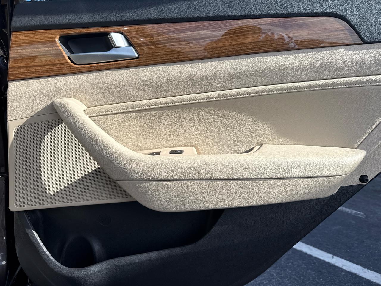 Hyundai Sonata 4dr Sdn 2.4L Limited 2015