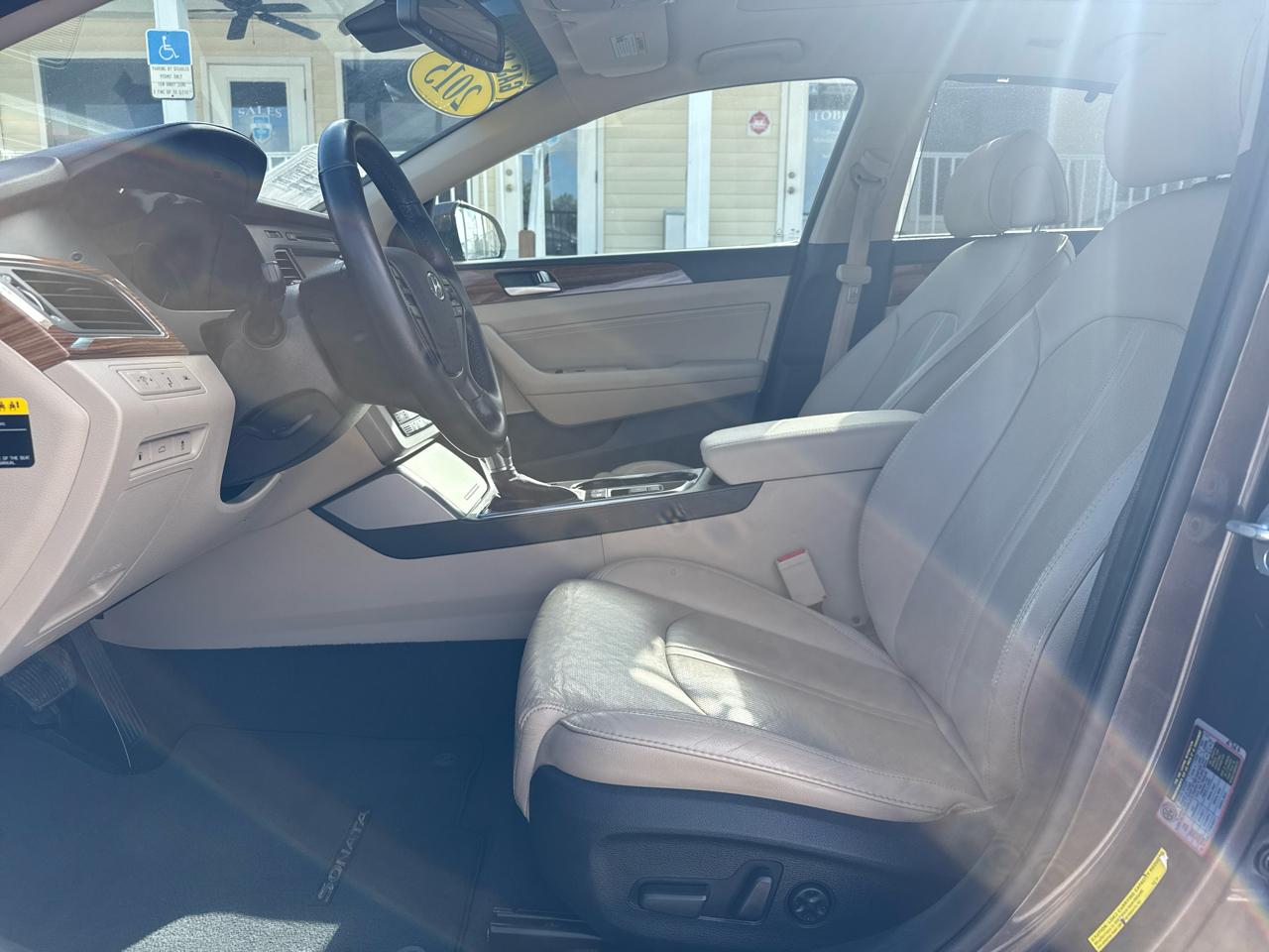 Hyundai Sonata 4dr Sdn 2.4L Limited 2015