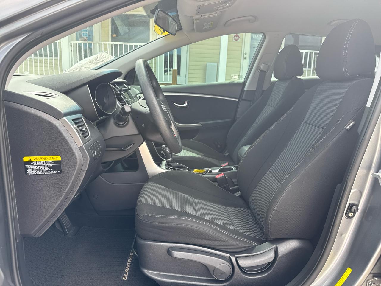 Hyundai Elantra GT Auto 2017