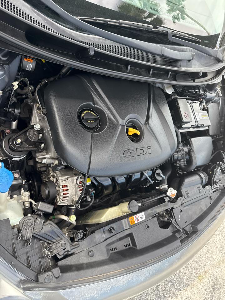 Hyundai Elantra GT Auto 2017