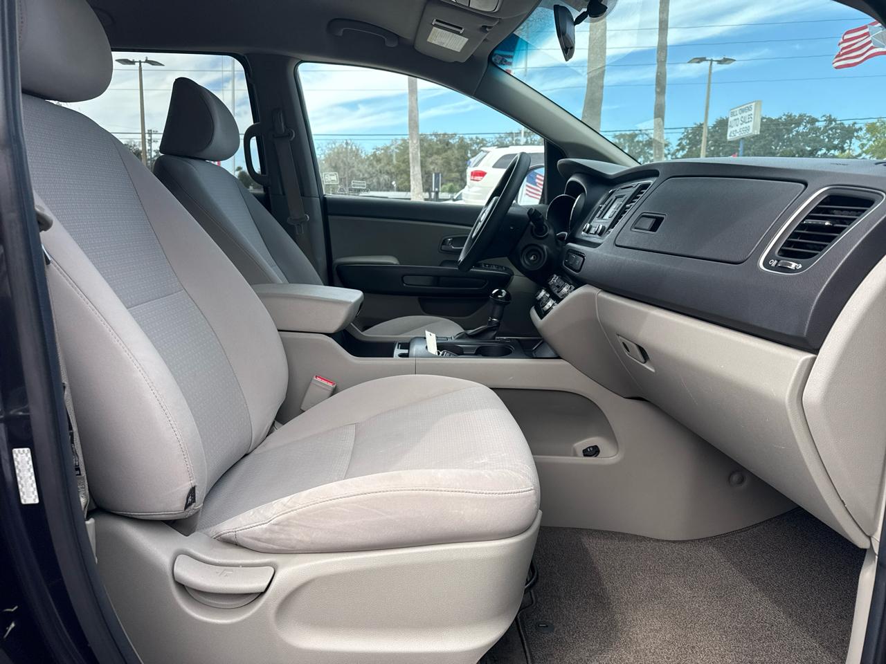 Kia Sedona LX FWD 2017