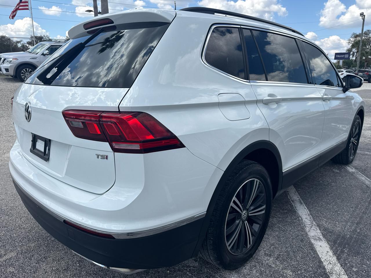 Volkswagen Tiguan 2.0T SEL FWD 2018