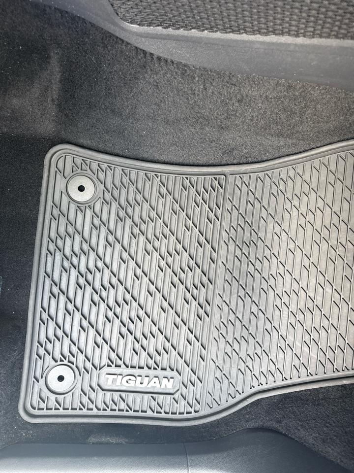 Volkswagen Tiguan 2.0T SEL FWD 2018