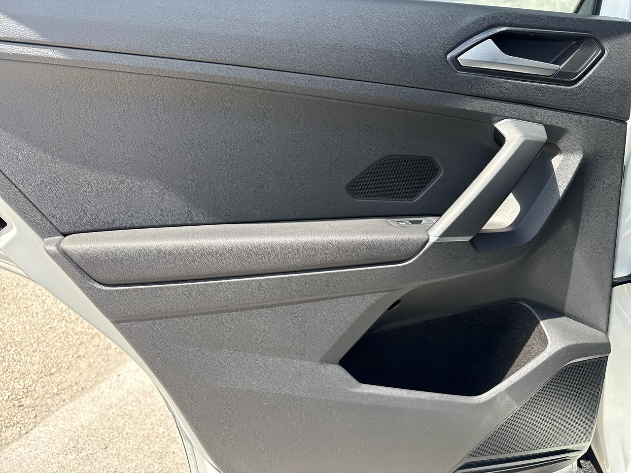 Volkswagen Tiguan 2.0T SEL FWD 2018