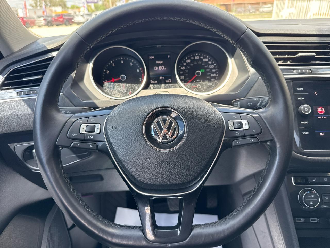 Volkswagen Tiguan 2.0T SEL FWD 2018