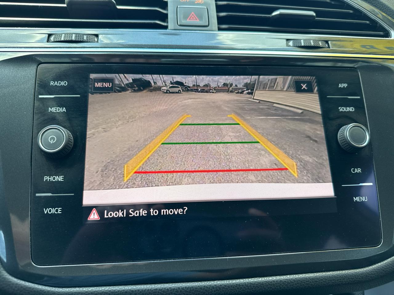 Volkswagen Tiguan 2.0T SEL FWD 2018