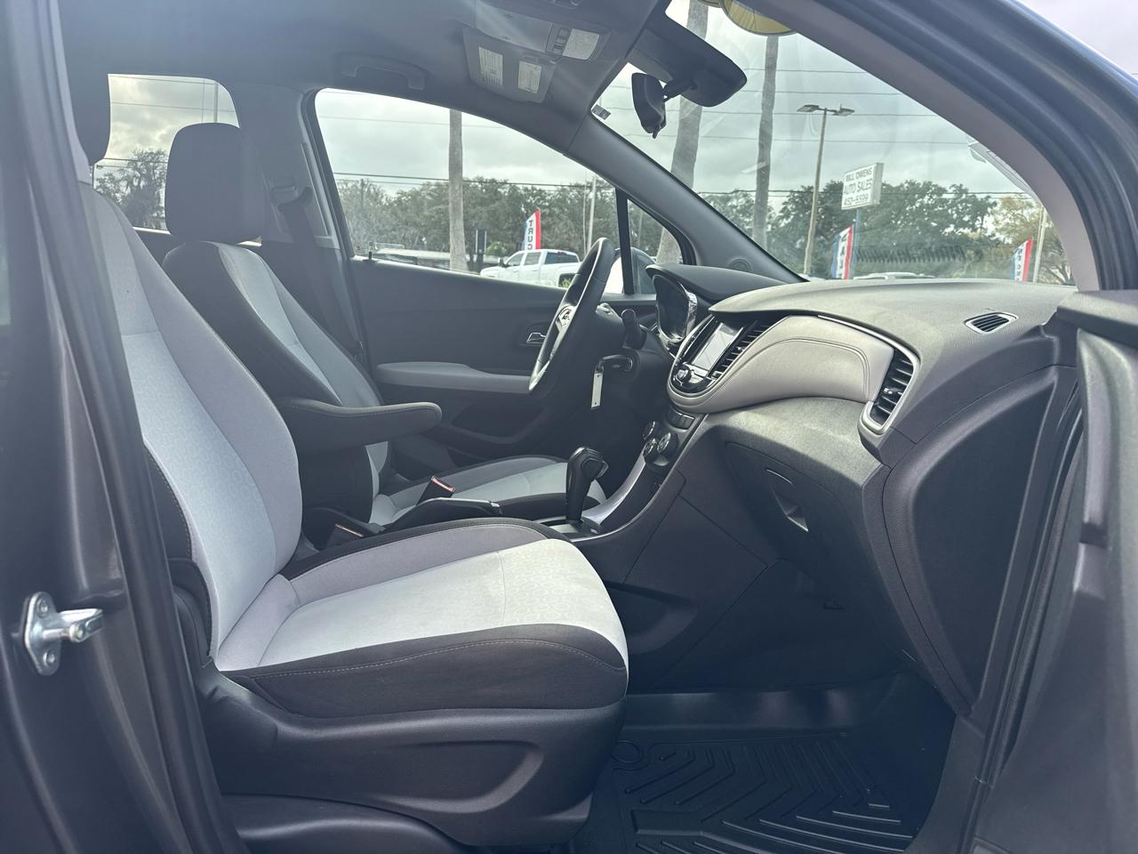 Chevrolet Trax FWD 4dr LS 2020