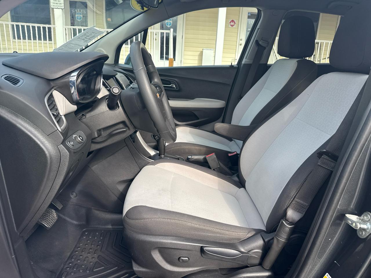 Chevrolet Trax FWD 4dr LS 2020