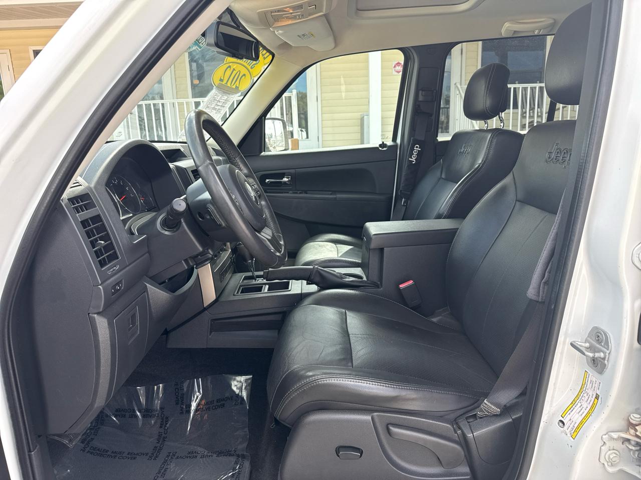 Jeep Liberty RWD 4dr Sport Latitude 2012