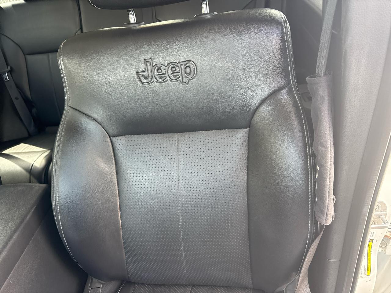 Jeep Liberty RWD 4dr Sport Latitude 2012