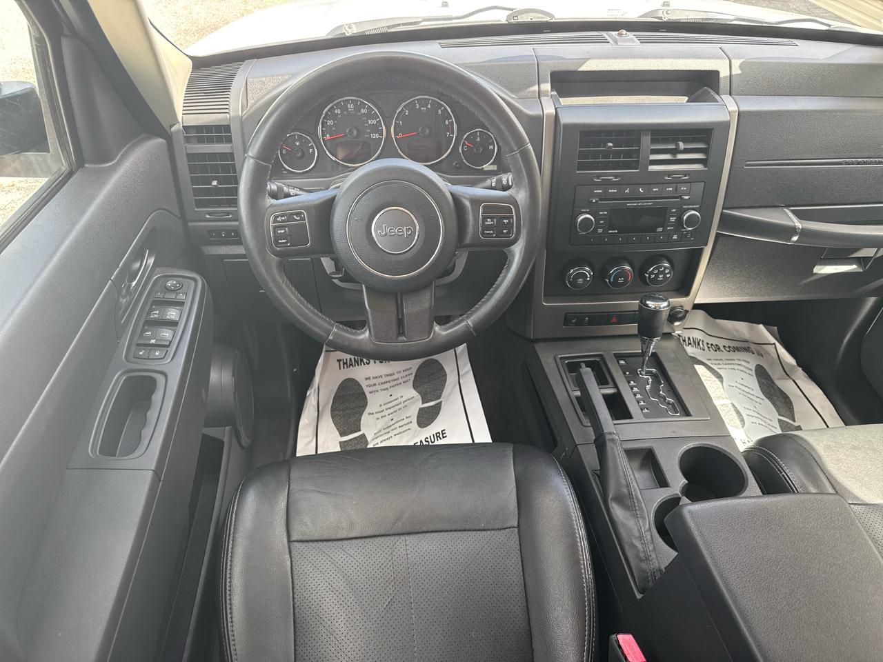 Jeep Liberty RWD 4dr Sport Latitude 2012