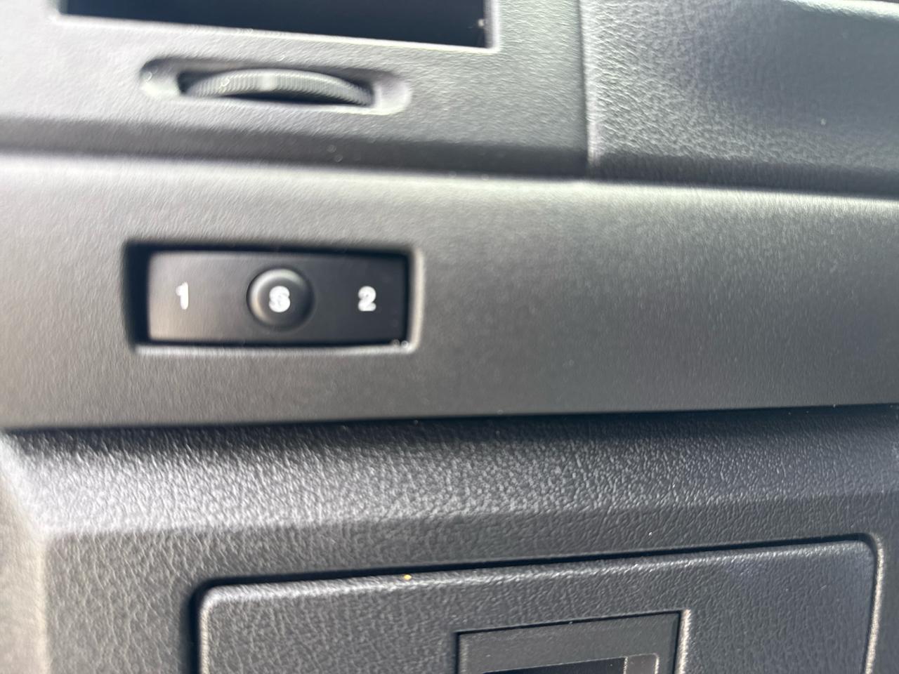 Jeep Liberty RWD 4dr Sport Latitude 2012