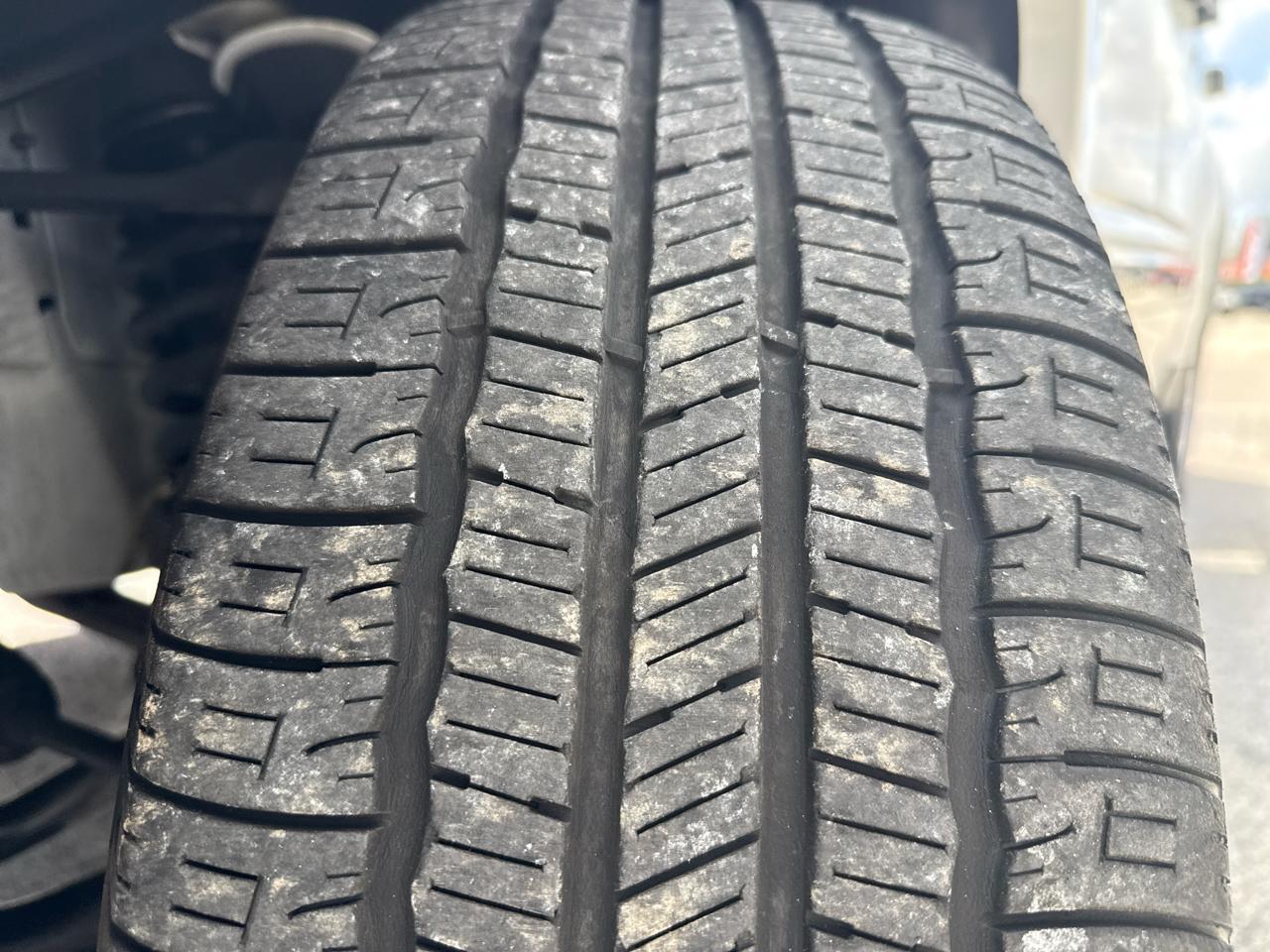 Jeep Liberty RWD 4dr Sport Latitude 2012