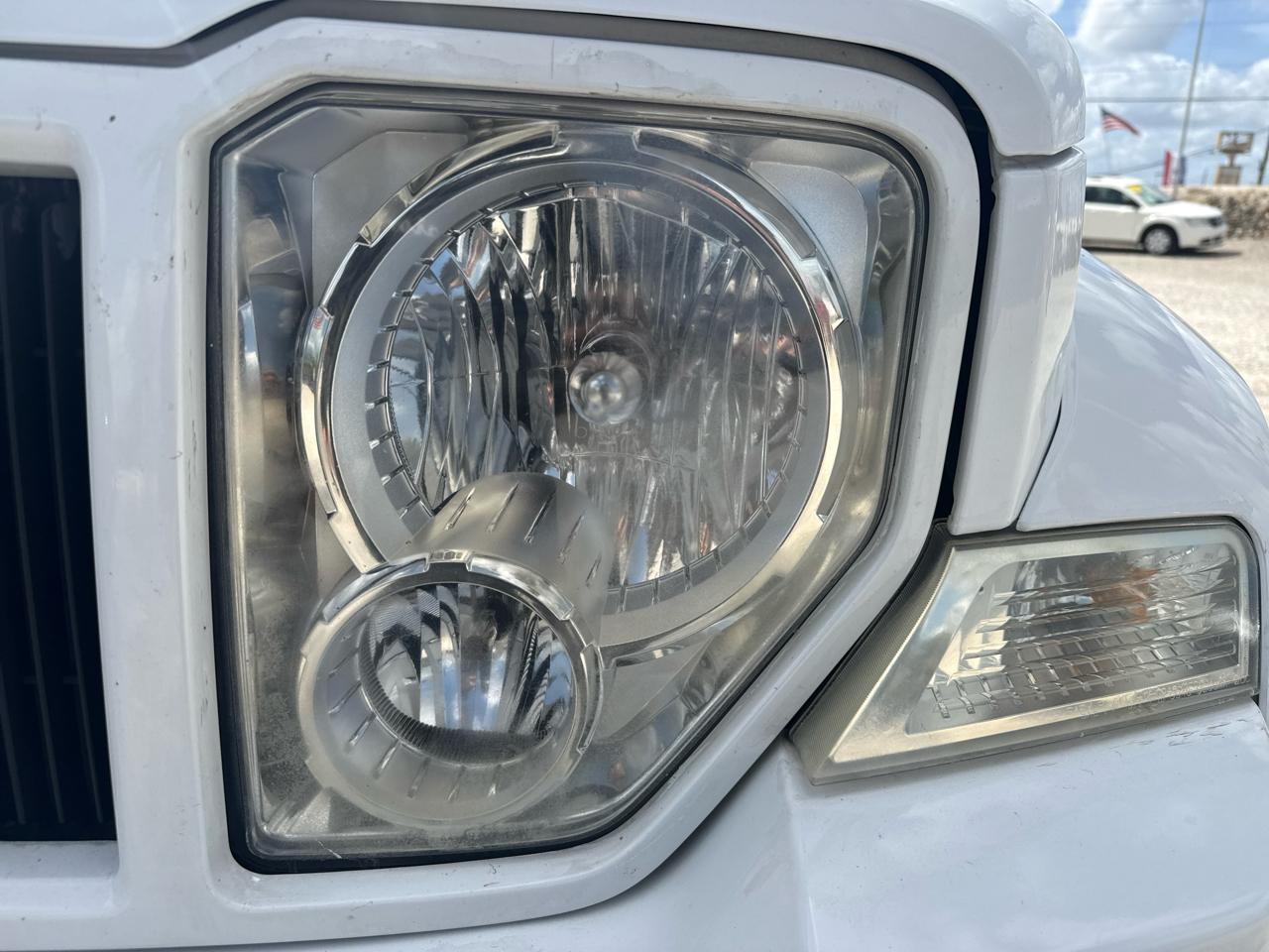 Jeep Liberty RWD 4dr Sport Latitude 2012