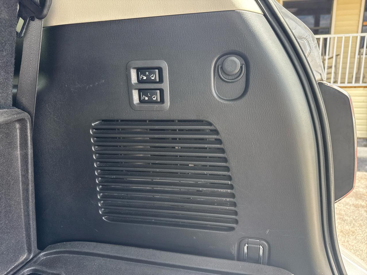 Nissan Armada 4x2 SL 2018