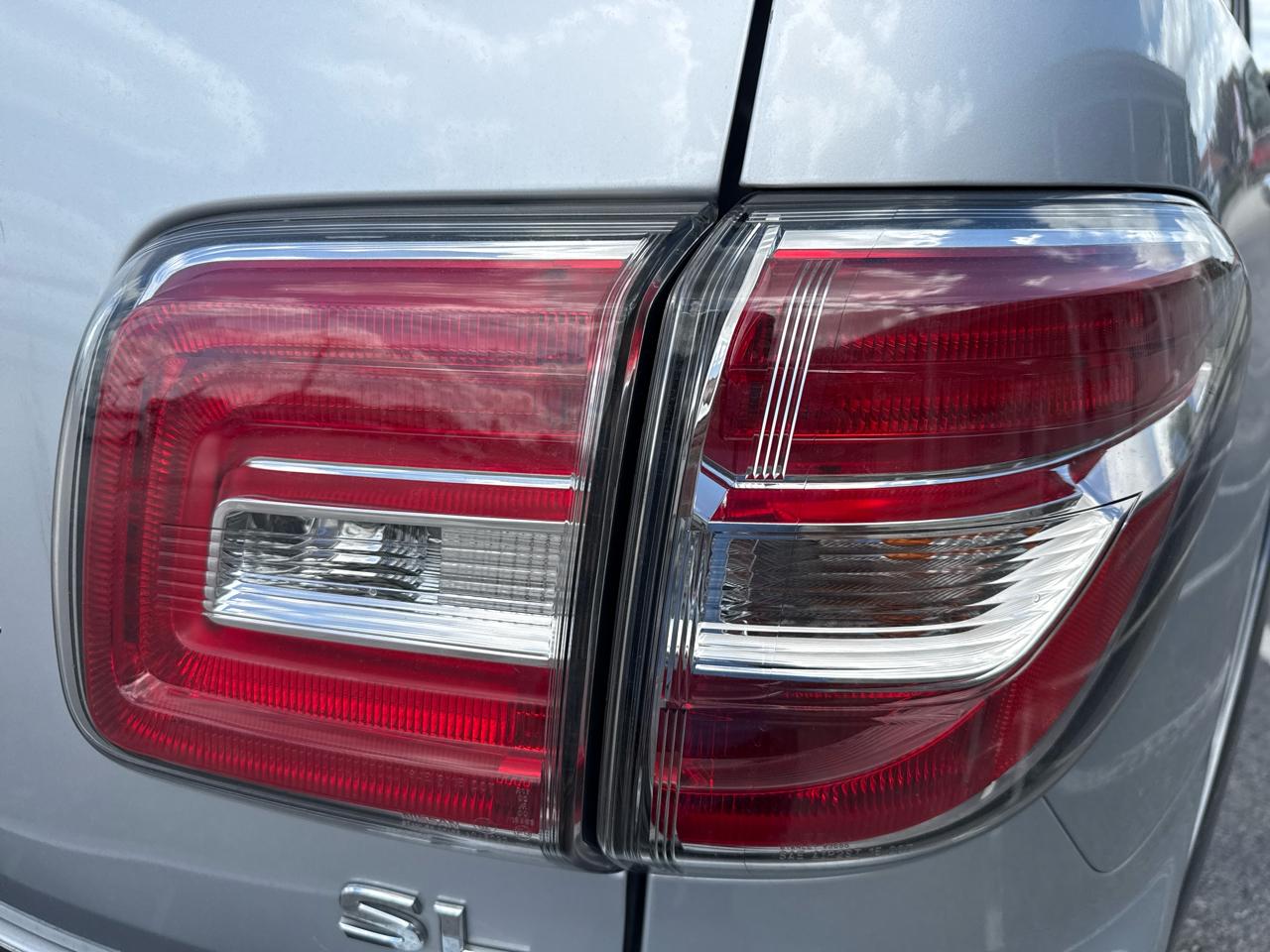 Nissan Armada 4x2 SL 2018