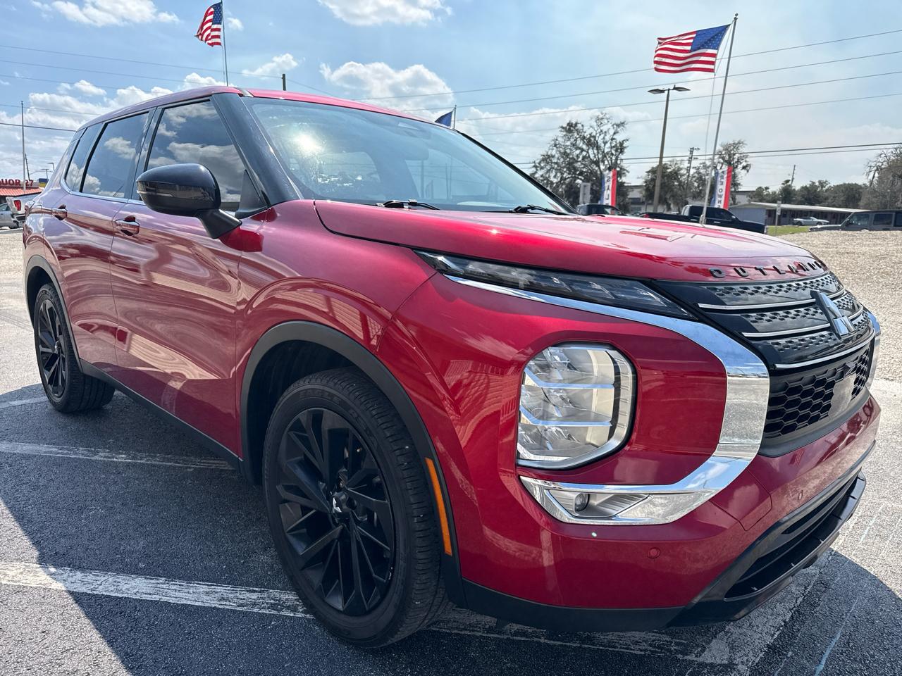 Mitsubishi Outlander SE Launch Edition FWD 2022