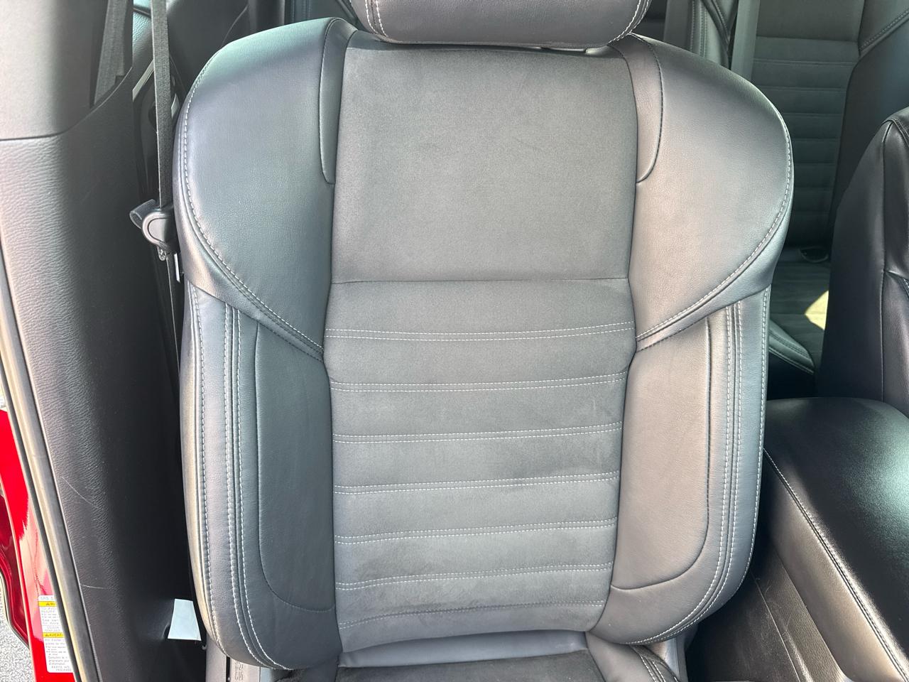 Mitsubishi Outlander SE Launch Edition FWD 2022