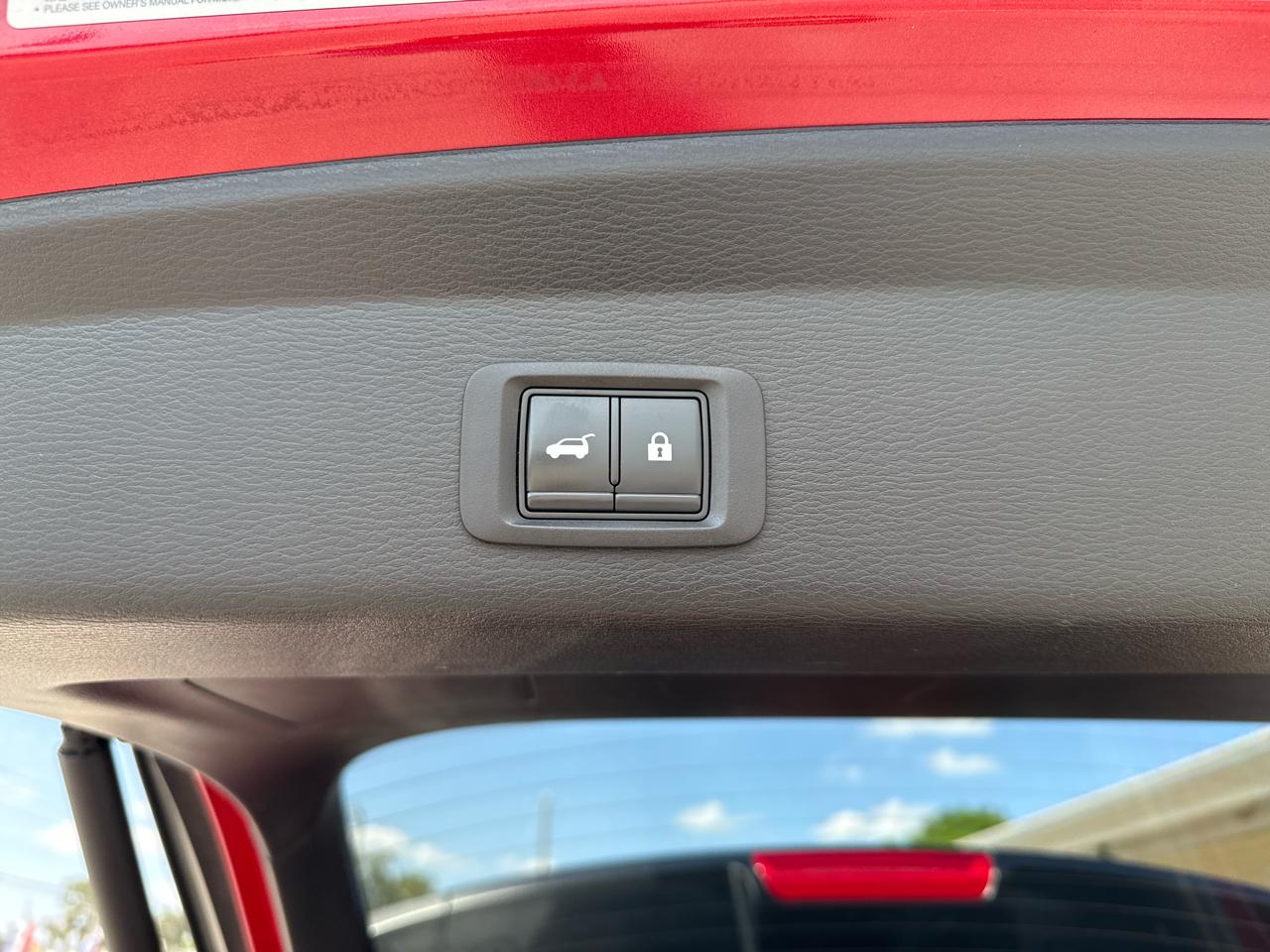 Mitsubishi Outlander SE Launch Edition FWD 2022