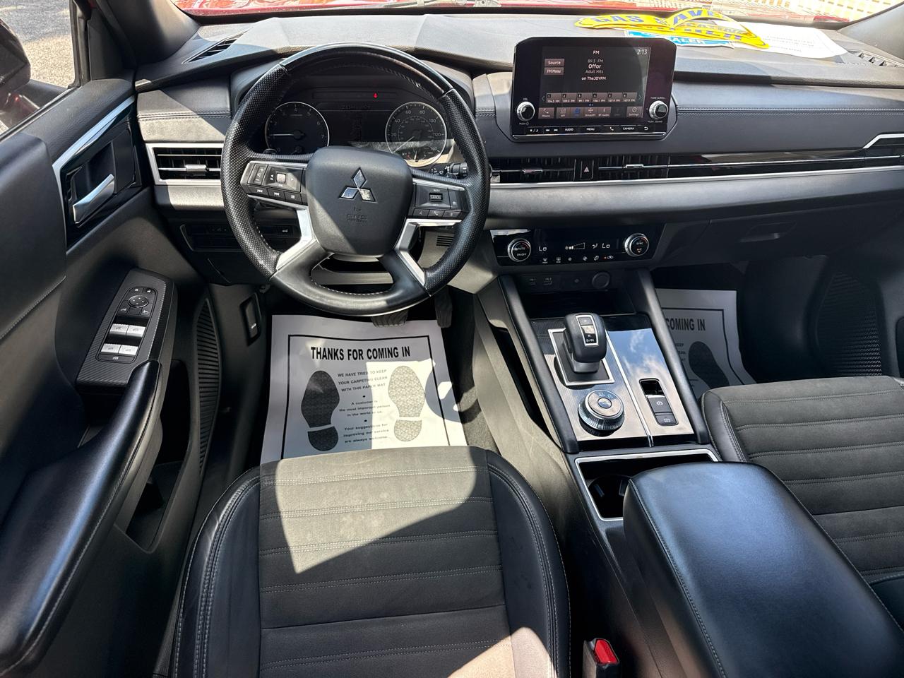 Mitsubishi Outlander SE Launch Edition FWD 2022