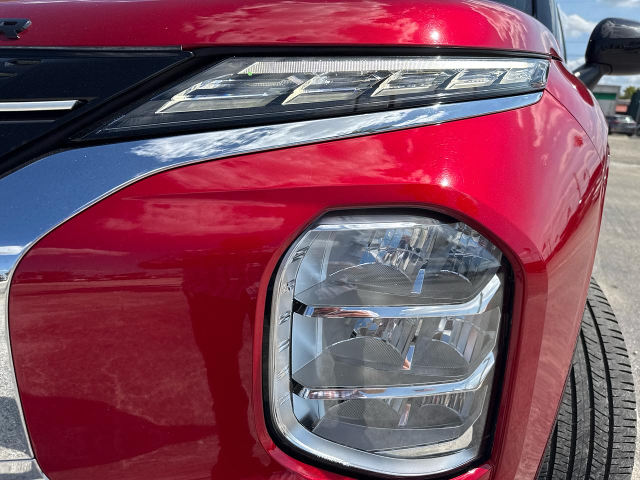 Mitsubishi Outlander SE Launch Edition FWD 2022