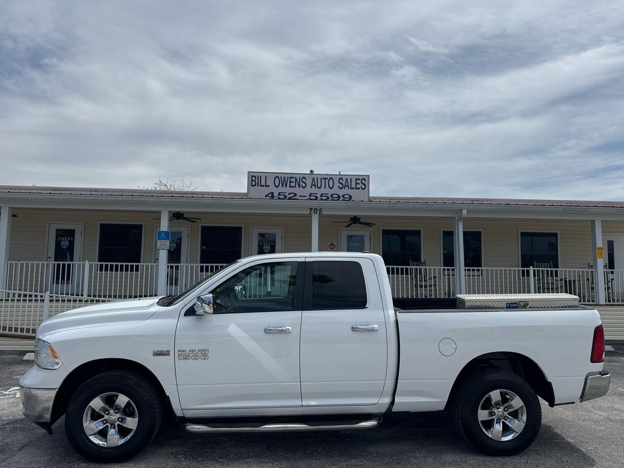 RAM 1500 4WD Quad Cab 140.5" SLT 2014