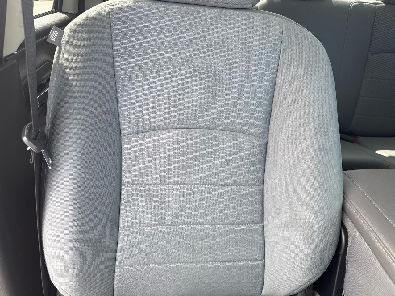 RAM 1500 4WD Quad Cab 140.5" SLT 2014