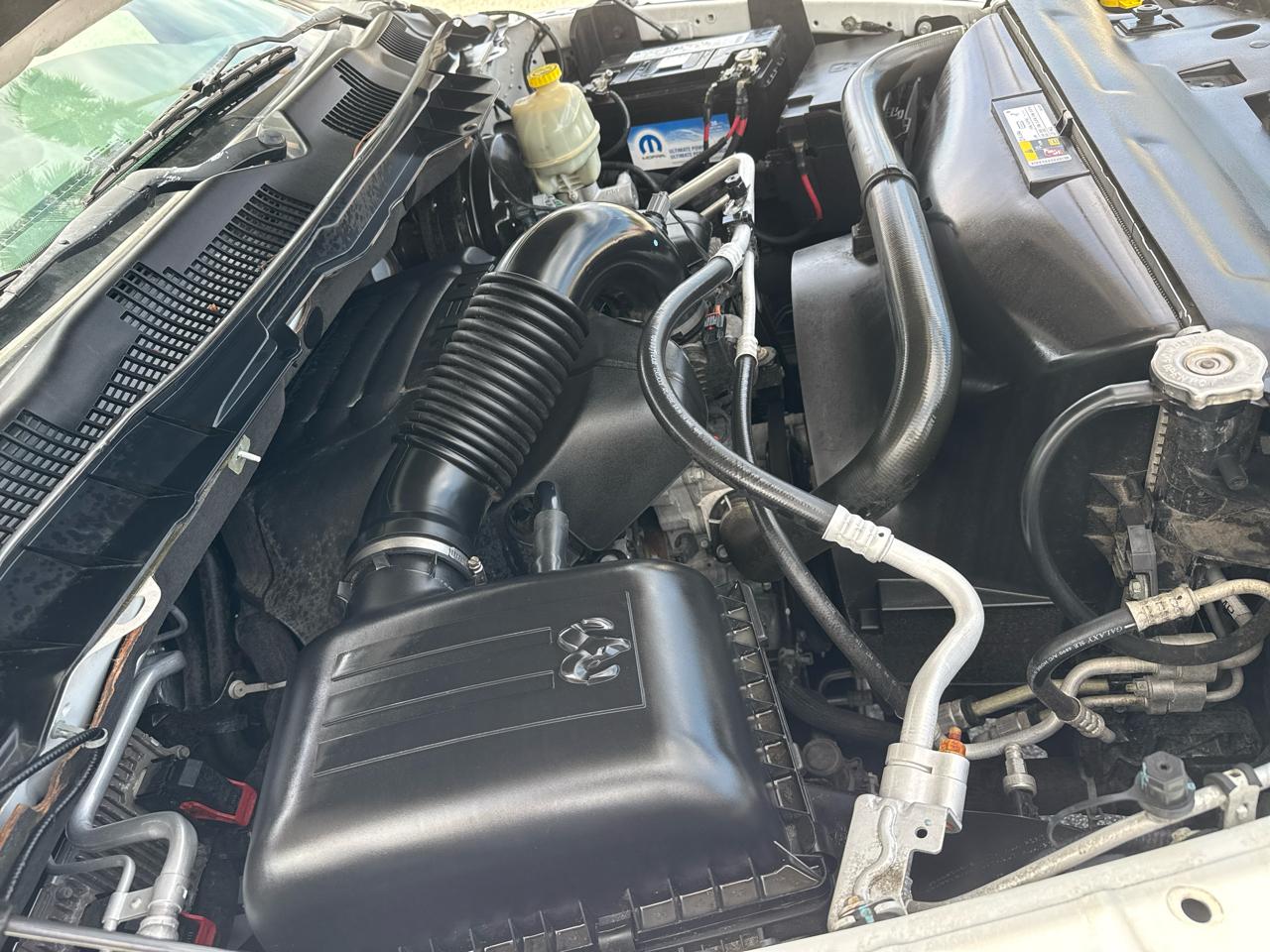 RAM 1500 4WD Quad Cab 140.5" SLT 2014