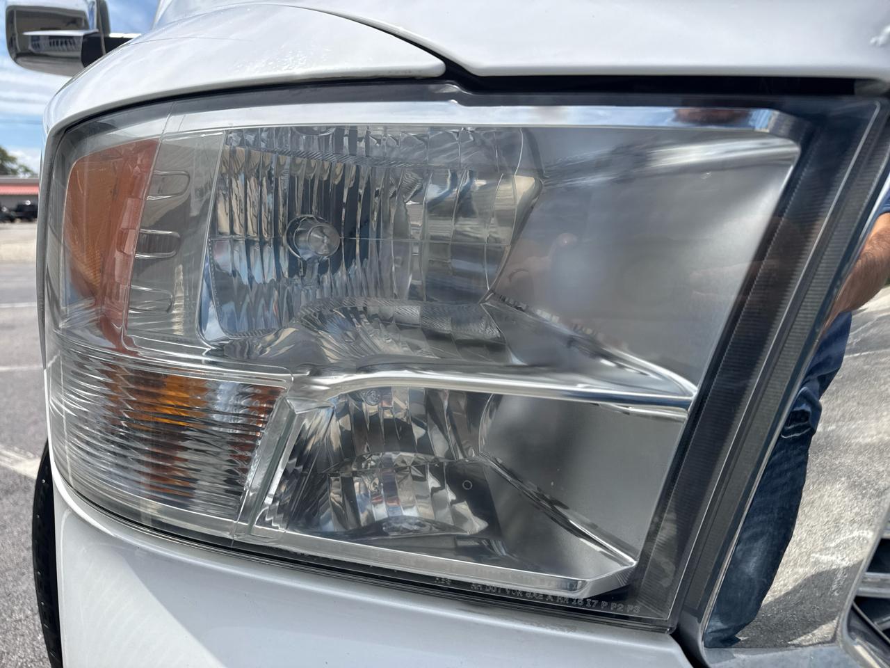 RAM 1500 4WD Quad Cab 140.5" SLT 2014