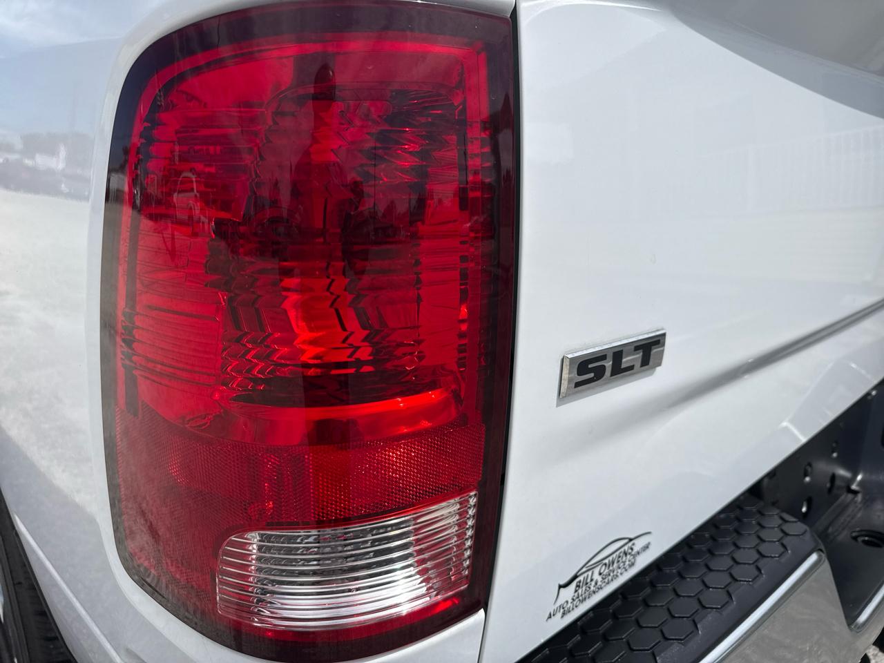 RAM 1500 4WD Quad Cab 140.5" SLT 2014