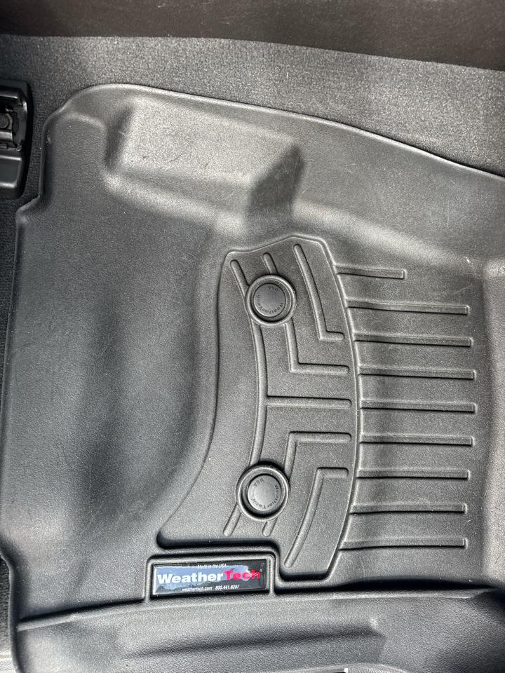 GMC Sierra 1500 4WD Crew Cab 143.5" SLT 2018