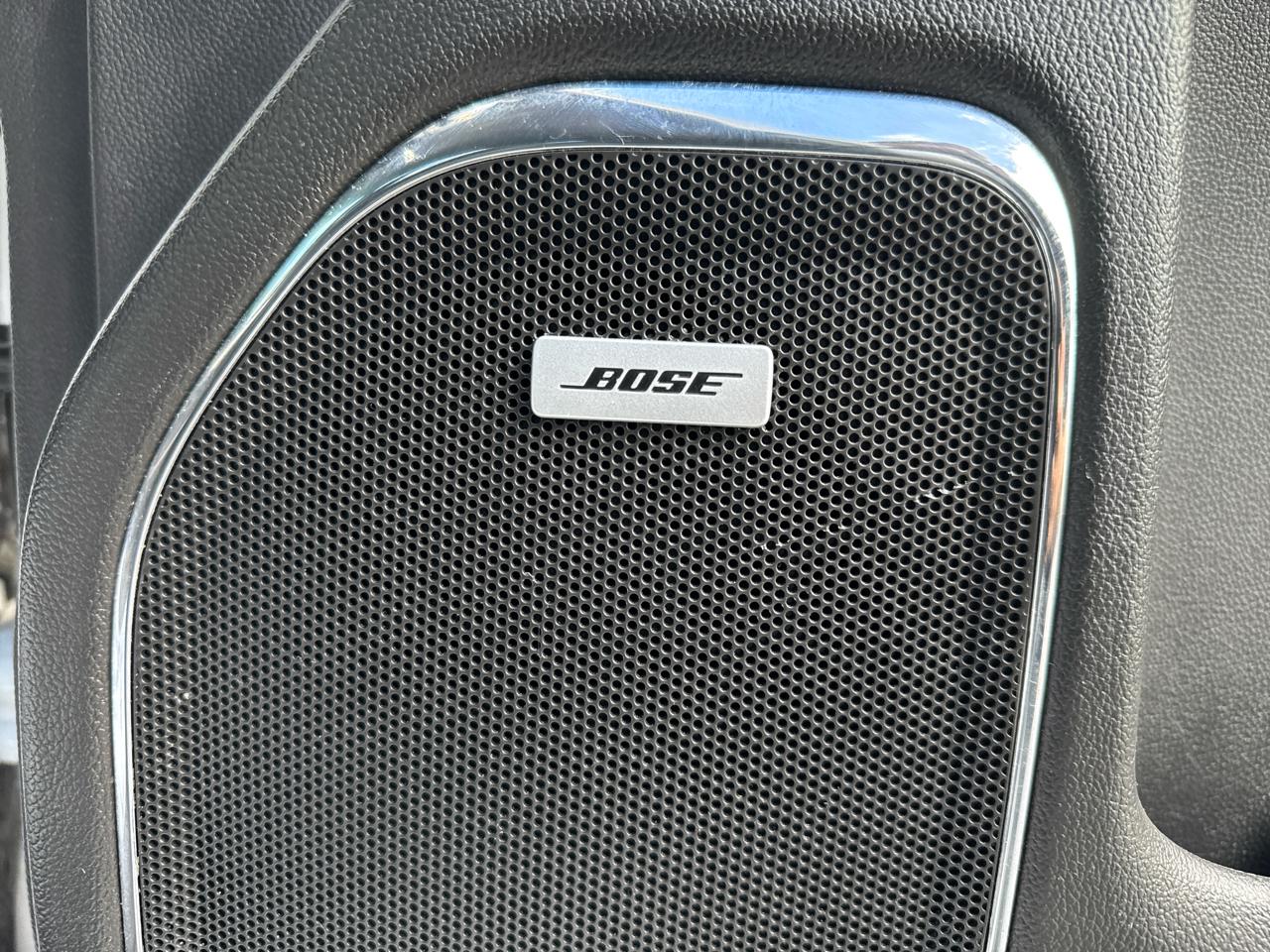 GMC Sierra 1500 4WD Crew Cab 143.5" SLT 2018