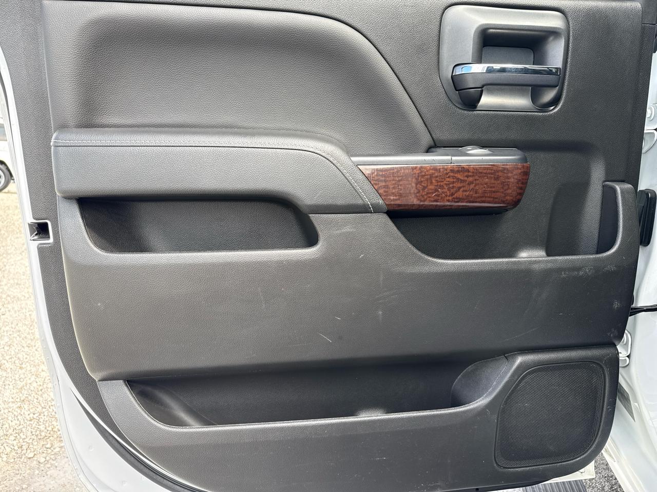 GMC Sierra 1500 4WD Crew Cab 143.5" SLT 2018