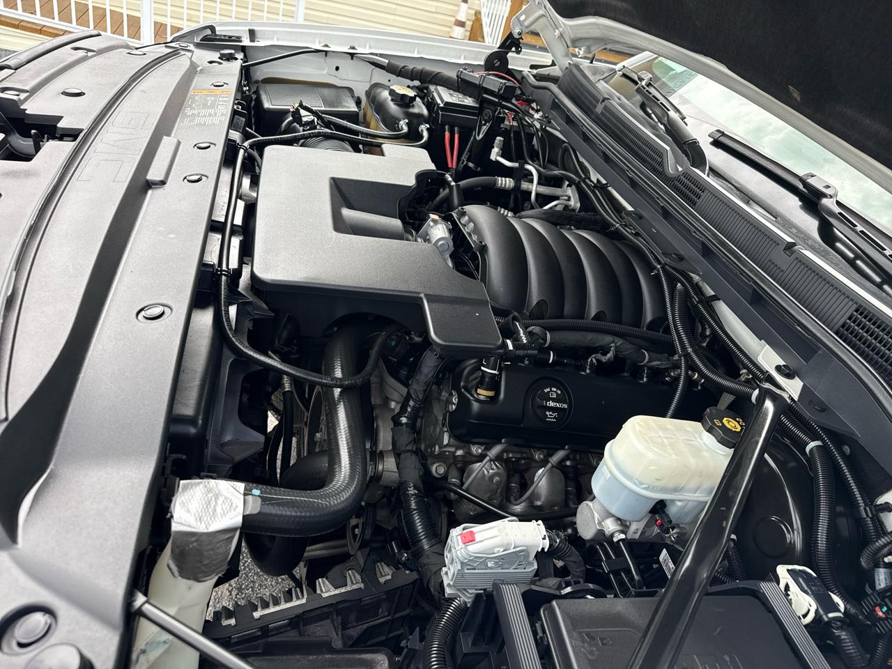 GMC Sierra 1500 4WD Crew Cab 143.5" SLT 2018