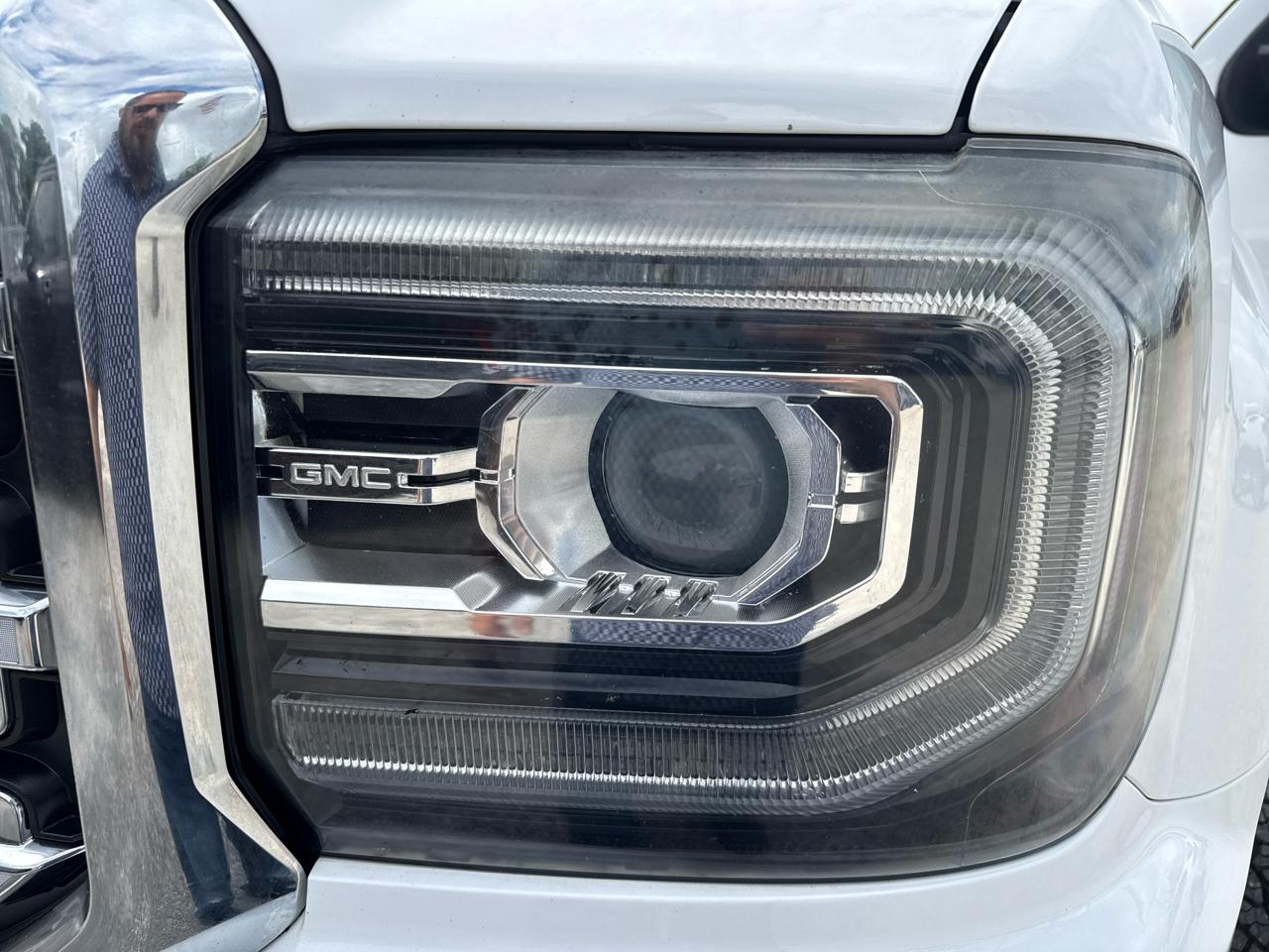 GMC Sierra 1500 4WD Crew Cab 143.5" SLT 2018