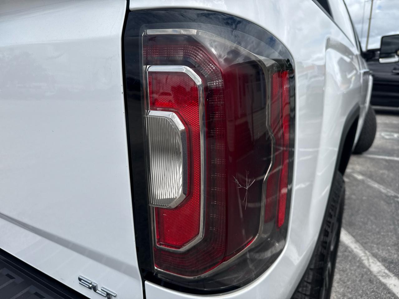 GMC Sierra 1500 4WD Crew Cab 143.5" SLT 2018