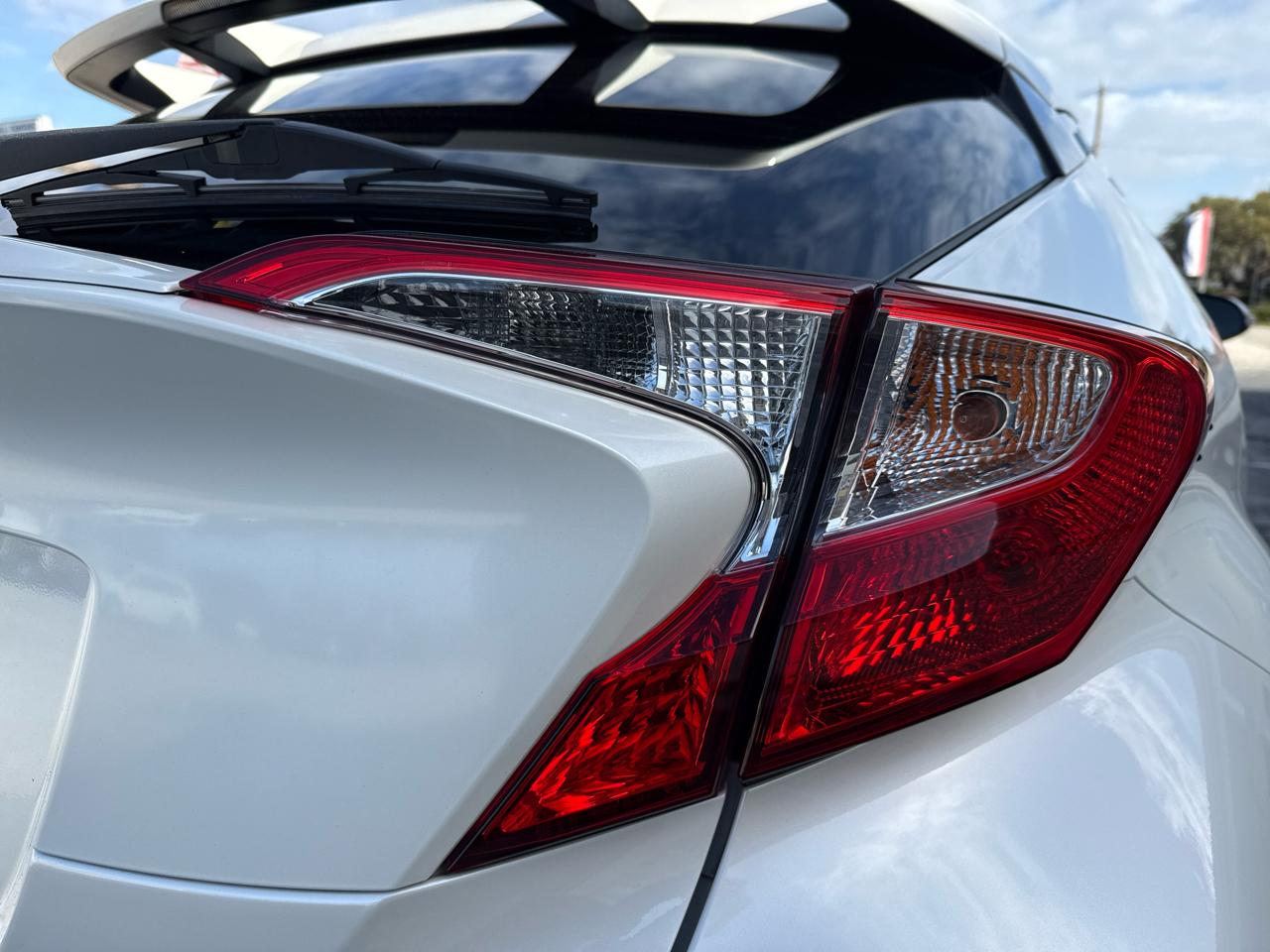 Toyota C-HR Limited FWD (Natl) 2019